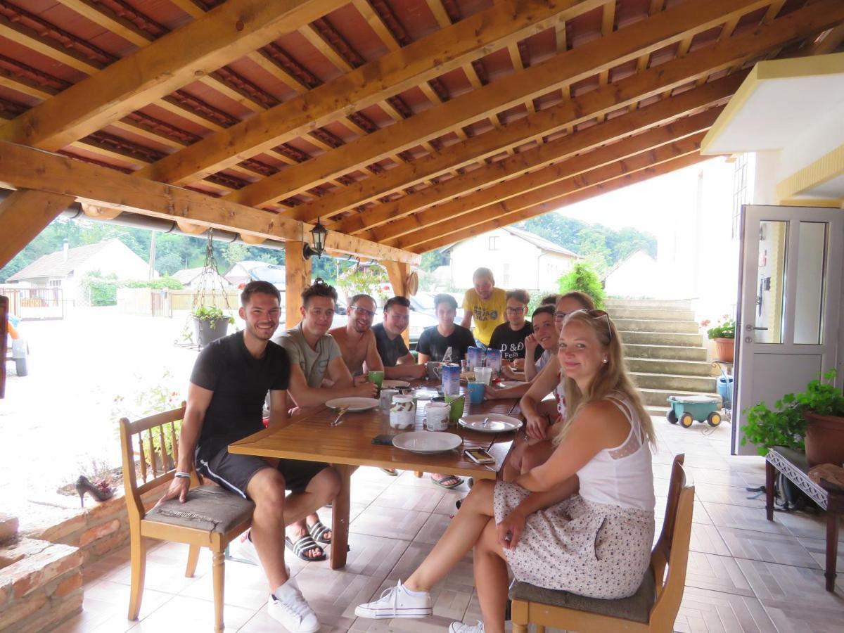 ליוטומר Mill House Apartment And Camping מראה חיצוני תמונה